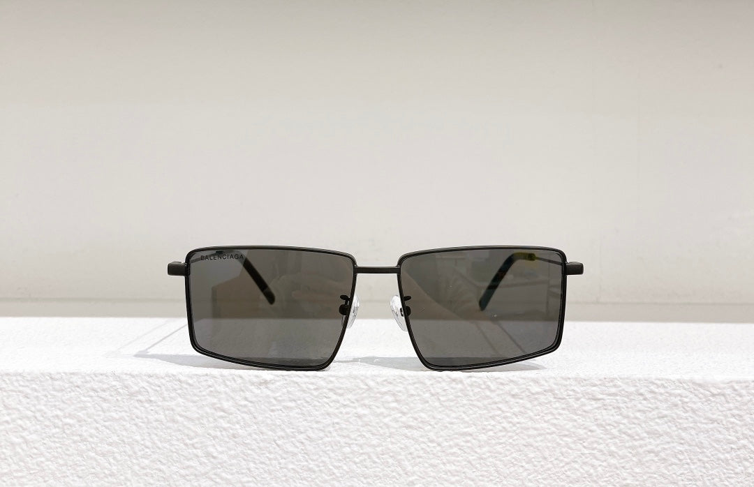 Ba1en*iaga Sunglasses Dupe