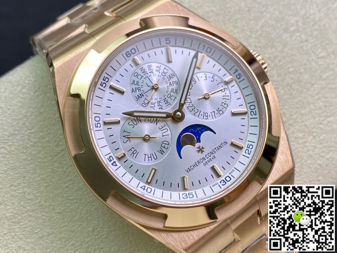 Replica Vacheron C0nstan1n Overseas 4300V/120R-B064 1:1 Best Edition 8F Factory Silvery White Dial