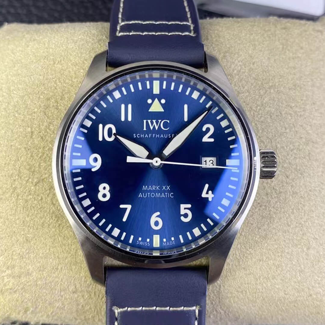 Replica IWC Pilot IW328203 1:1 Best Edition M+ Factory Blue Dial