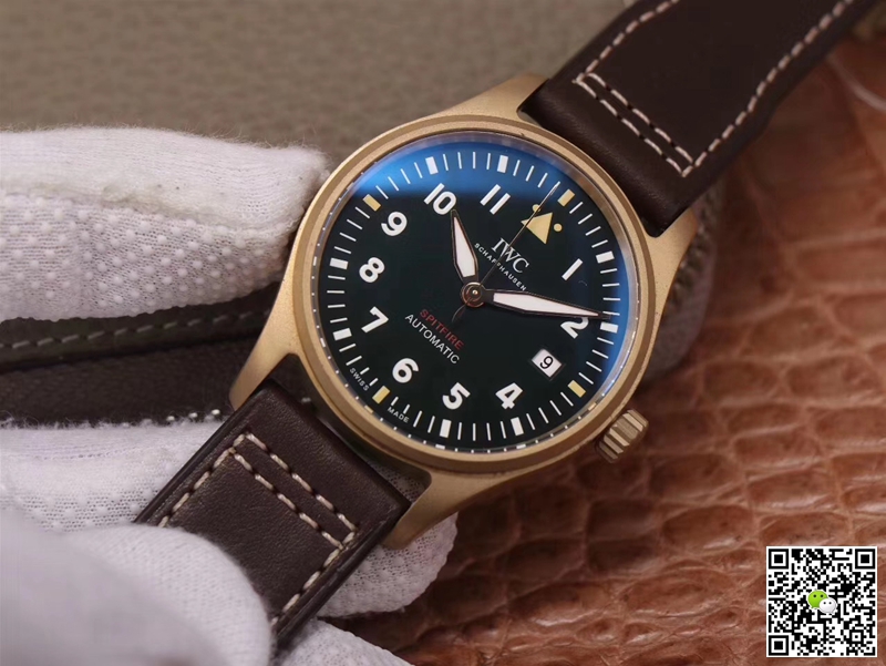 Replica IWC Pilot Spitfire IW326802 1:1 Best Edition MKS Factory Black Dial Swiss ETA9015