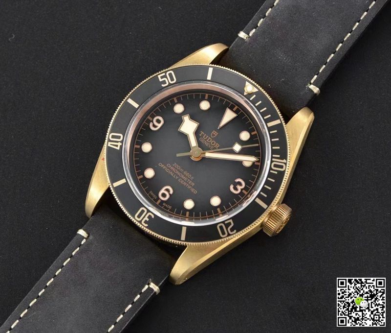 TUDOR Replica Black Bay Bronze M79250BA-0001 1:1 Best Edition XF Factory Gray Dial Swiss MT5601