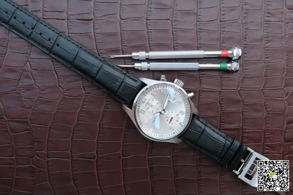 Replica IWC Pilot JU-AIR Special Edition IW387809 1:1 Best Edition ZF Factory Rhodium Dial