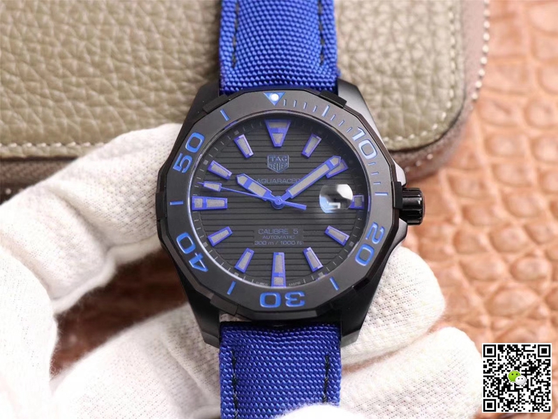 Replica Tag Heuer Aquaracer WAY208C.RHZ4752 1:1 Best Edition V6 Factory Black Dial Swiss ETA2824-2