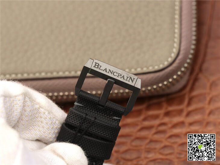 Replica Blancpain Fifty Fathoms Bathyscaphe 5000-0130-B52-B 1:1 Best Edition GF Factory Black Dial