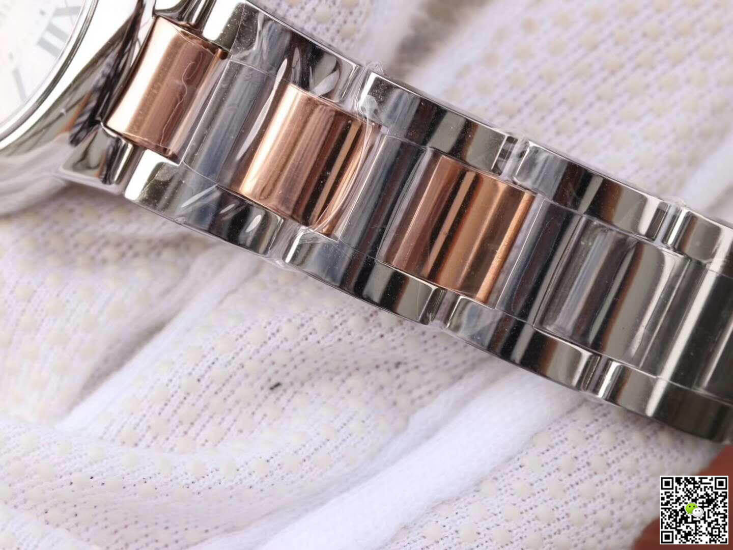 Replica Ballon Bleu De Ca*t1er Ladies 33MM W69201 V6 Factory 1:1 Best Edition Swiss ETA076