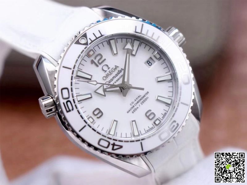 Replica 0me*ga Seamaster 215.33.40.20.04.001 Planet Ocean 600M 1:1 Best Edition VS Factory White Dial Swiss ETA8800