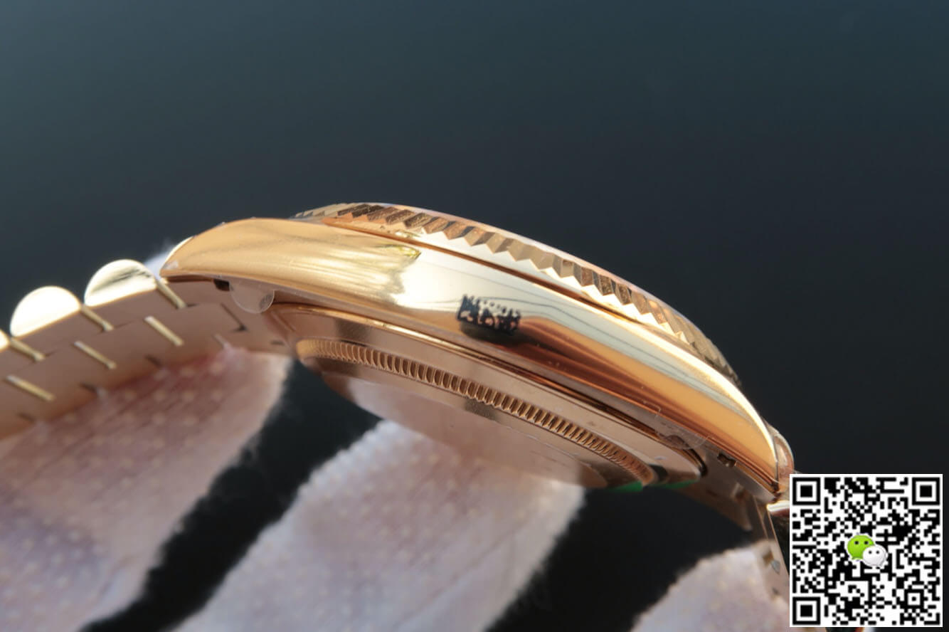 Replica R01ex Day Date M228238-0004 1:1 Best Edition EW Factory Black Dial