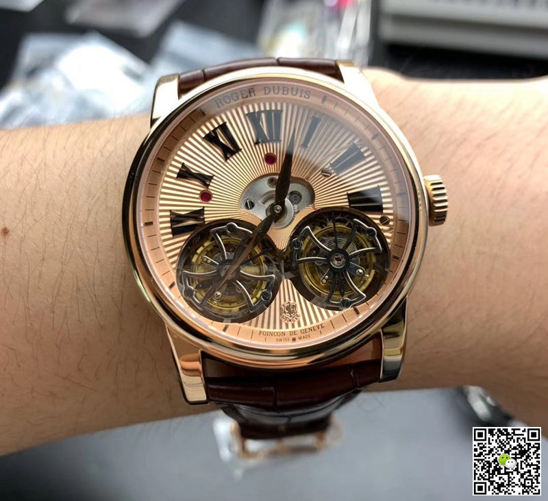 Replica Roger Dubuis Hommage RDDBHO0562 1:1 Best Edition JB Factory Gold Dial Swiss RD100