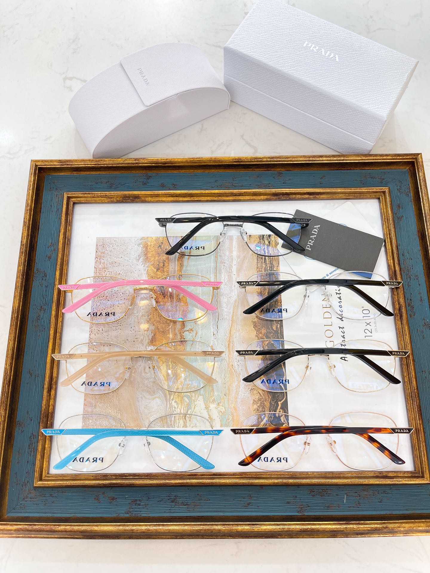 Pra*a Glasses
