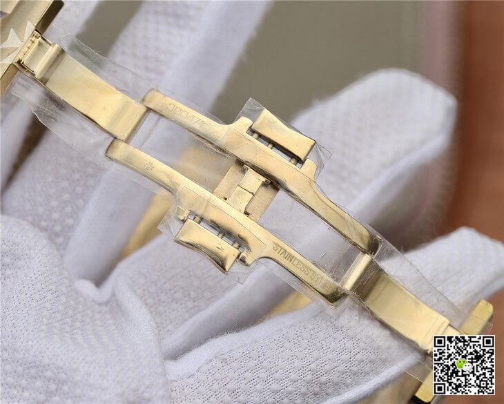 Replica Vacheron C0nstan1n Overseas 49150 1:1 Best Edition TWA Factory 18K Yellow Gold