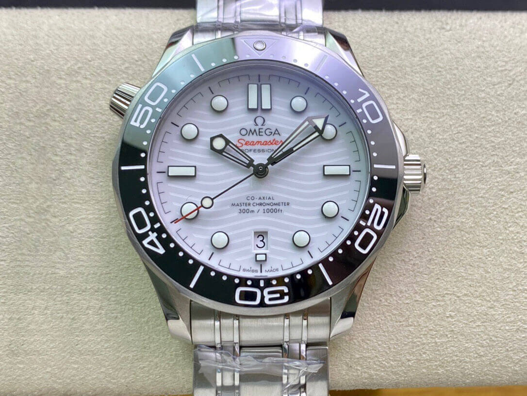Replica 0me*ga Seamaster Diver 300M 210.30.42.20.04.001 1:1 Best Edition OR Factory White Dial