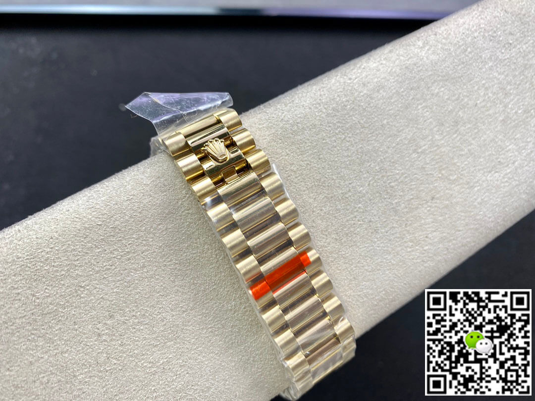 Replica R01ex Day Date M228238-0042 1:1 Best Edition EW Factory White Dial