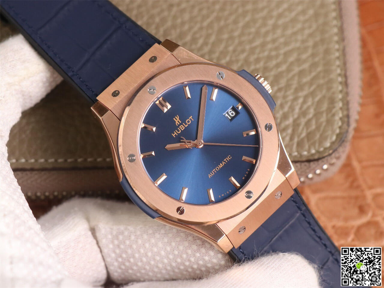 Replica Hublot Classic Fusion 511.OX.7180.LR 1:1 Best Edition WWF Factory Rose Gold