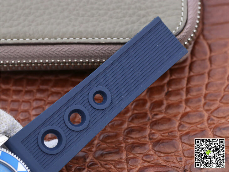 Breitling Replica S*perocean A1332024.C817.152A 1:1 Best Edition OM Factory Blue Dial