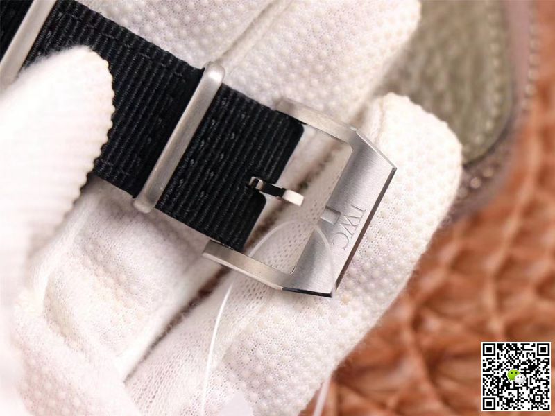 Replica IWC Pilot Top Gun IW326901 1:1 Best Edition MKS Factory Black Dial Swiss ETA2892