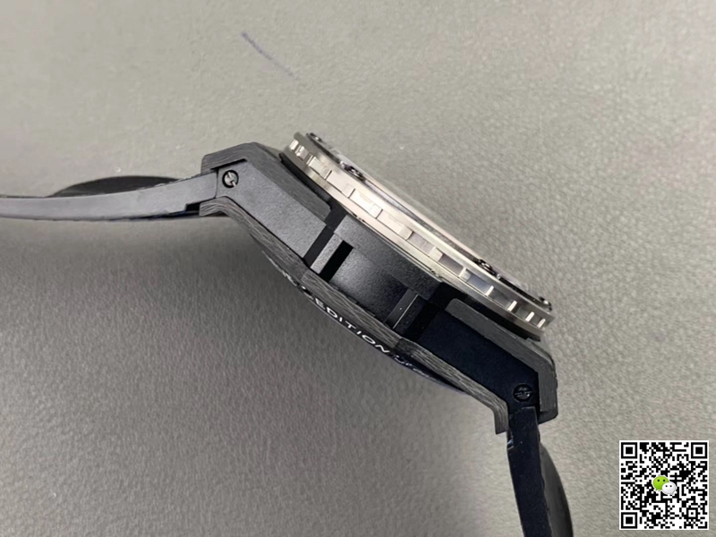 Hublot Replica King Power 703.QM.1129.HR.FIL11 1:1 Best Edition V6 Factory Black Dial Swiss Movement