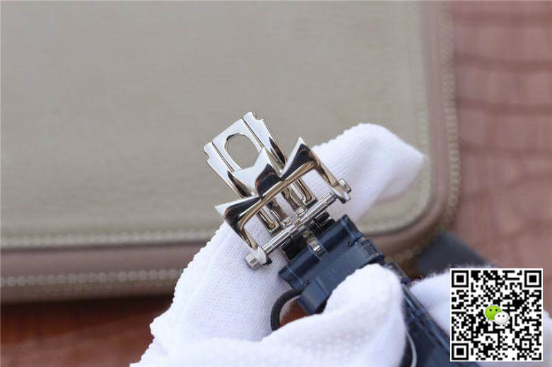 Vacheron C0nstan1n Replica Overseas 47040 JJ Factory 1:1 Best Edition Swiss ETA9015 Blue Dial