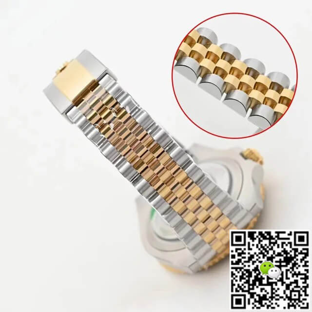 Replica R01ex GMT Master II M126713grnr-0001 1:1 Best Edition EW Factory Black Dial