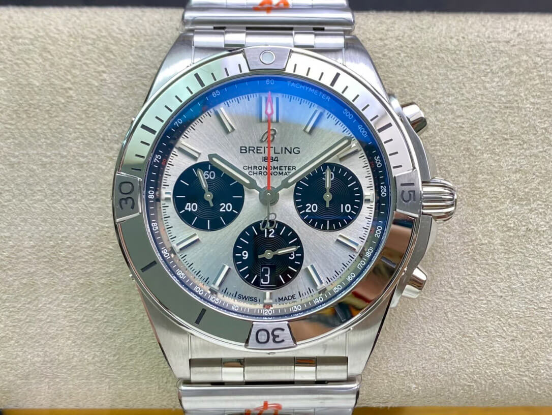 Replica Breitling Chronomat AB0134101G1A1 1:1 Best Edition GF Factory White Dial