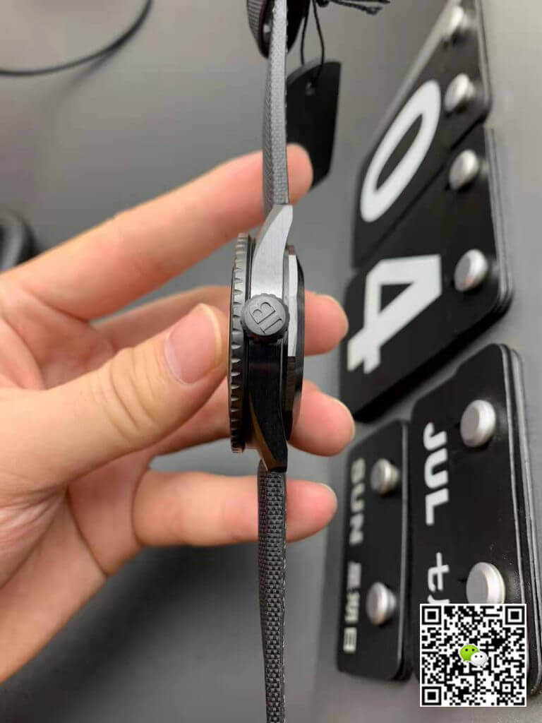 Replica Blancpain Fifty Fathoms Bathyscaphe Mokkarran 5005 0153 NABA 1:1 Best Edition GF Factory Green Dial