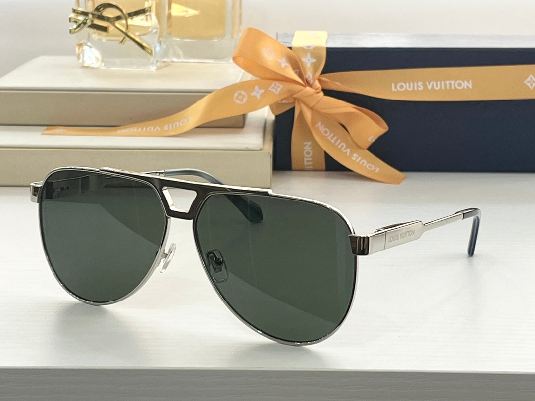 L0vis Vvtt0n Sunglasses