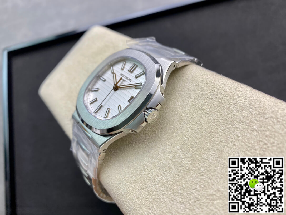Replica Pat*k Phi1i*pe Nautilus 5711/1A-011 1:1 Best Edition 3K Factory White Dial