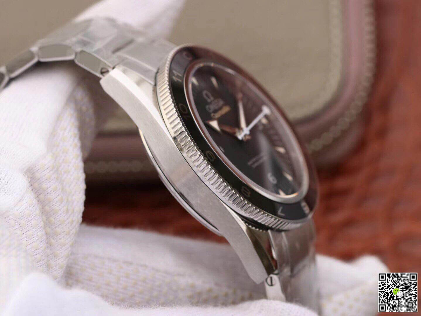 Replica 0me*ga Seamaster Planet Ocean 233.30.41.21.01.001 VS Factory 1:1 Best Edition Swiss ETA2824 Black Dial With S*perlume