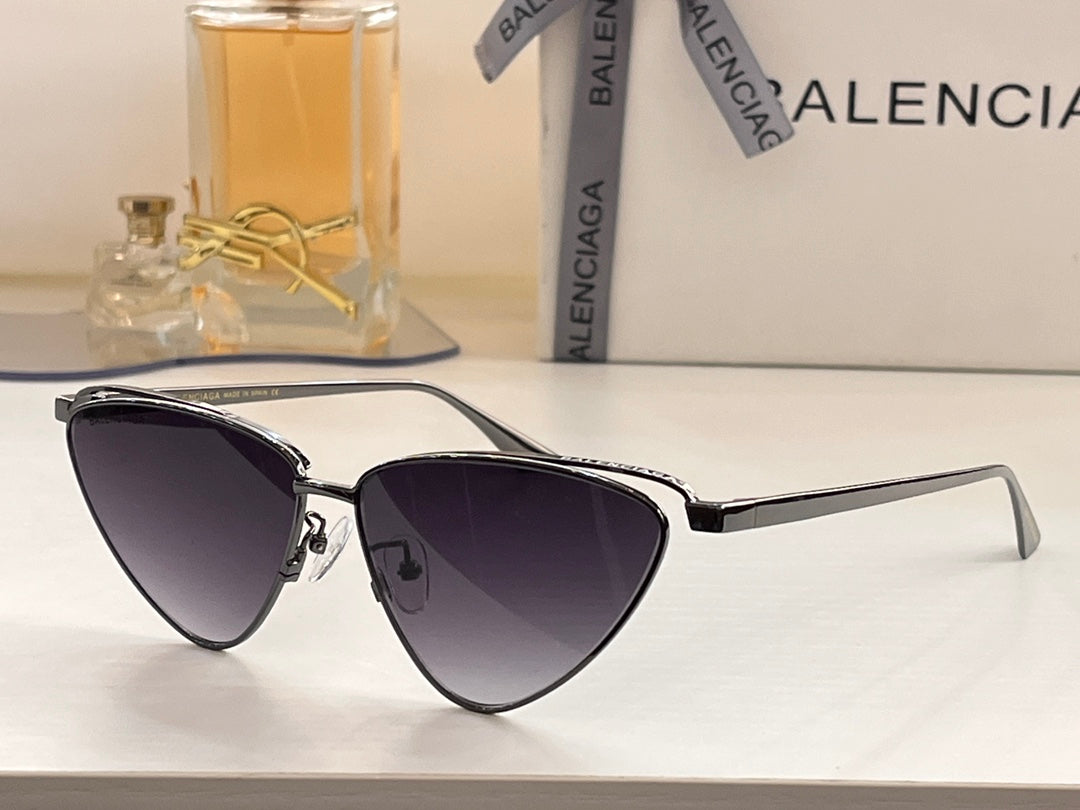 Ba1en*iaga Sunglasses Dupe