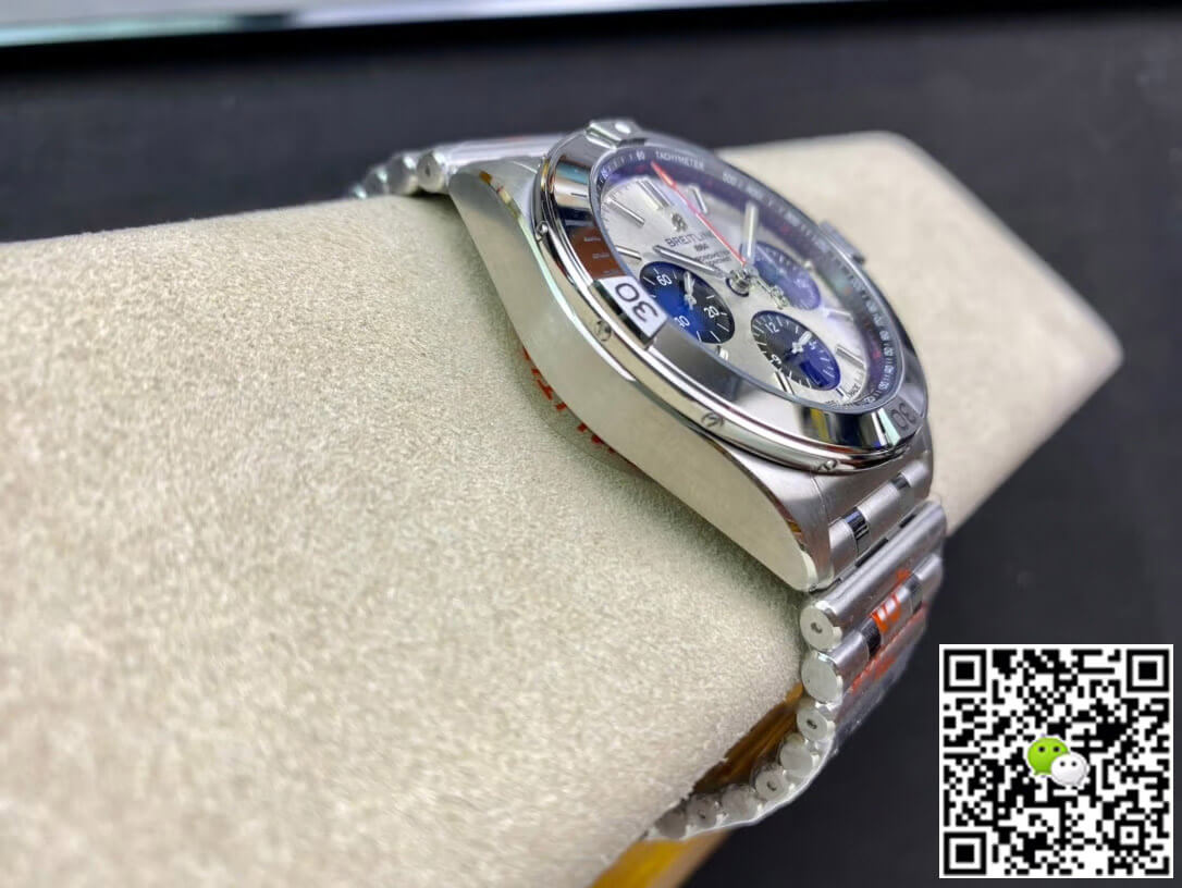 Replica Breitling Chronomat AB0134101G1A1 1:1 Best Edition GF Factory White Dial