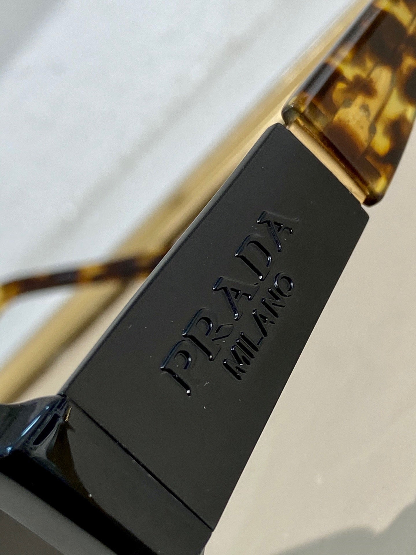 Pra*a Sunglasses Dupe Replica Pra*a Sunglasses