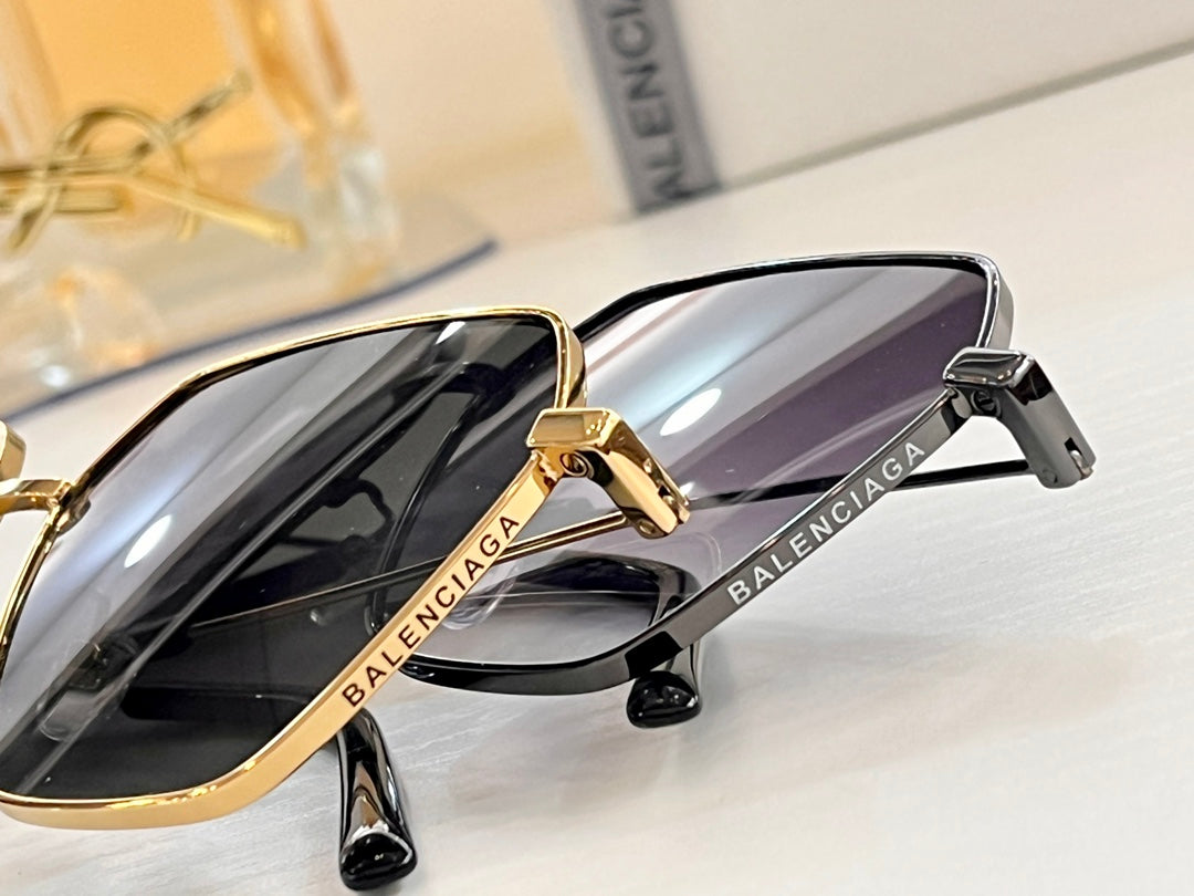 Ba1en*iaga Sunglasses Dupe