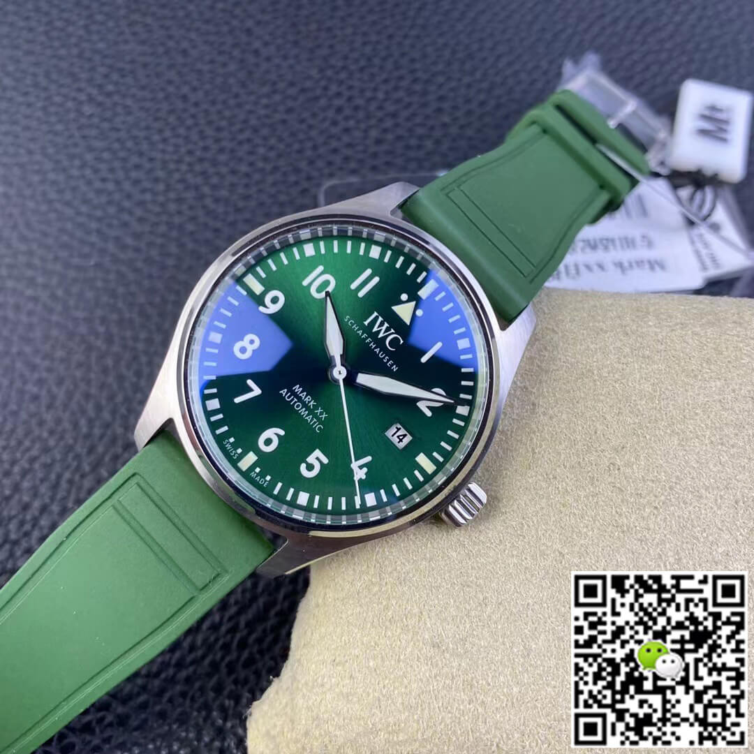 Replica IWC Pilot IW328205 1:1 Best Edition M+ Factory Green Dial