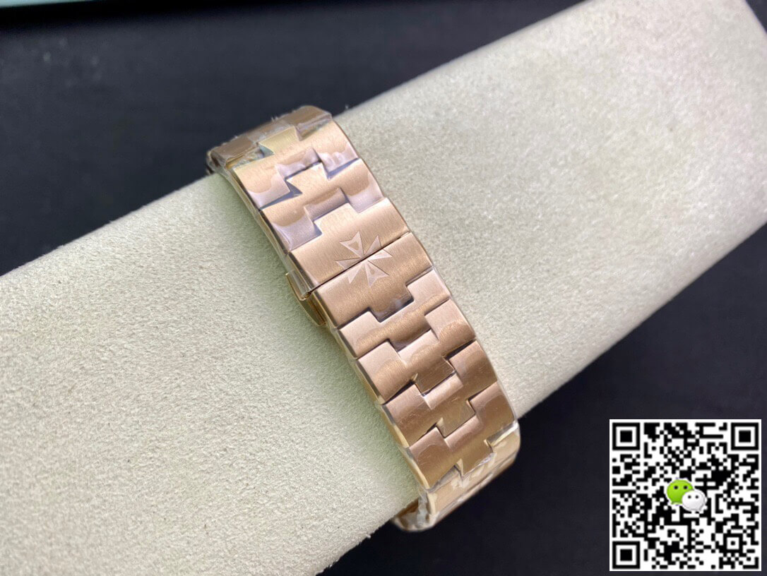 Replica Vacheron C0nstan1n Overseas 4300V/120R-B064 1:1 Best Edition 8F Factory Silvery White Dial