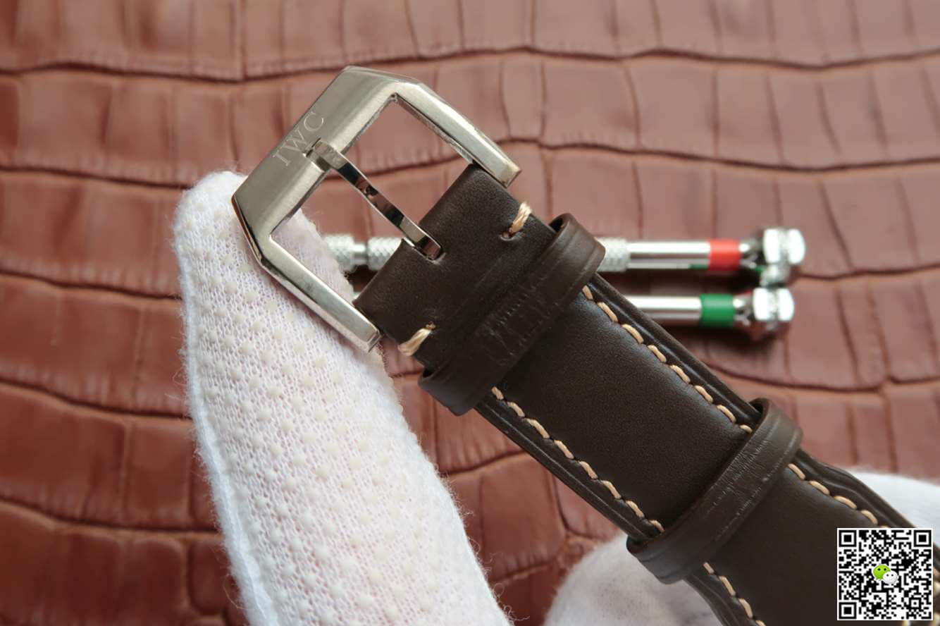 Replica IWC Pilot IW377706 1:1 Best Edition ZF Factory Blue Dial