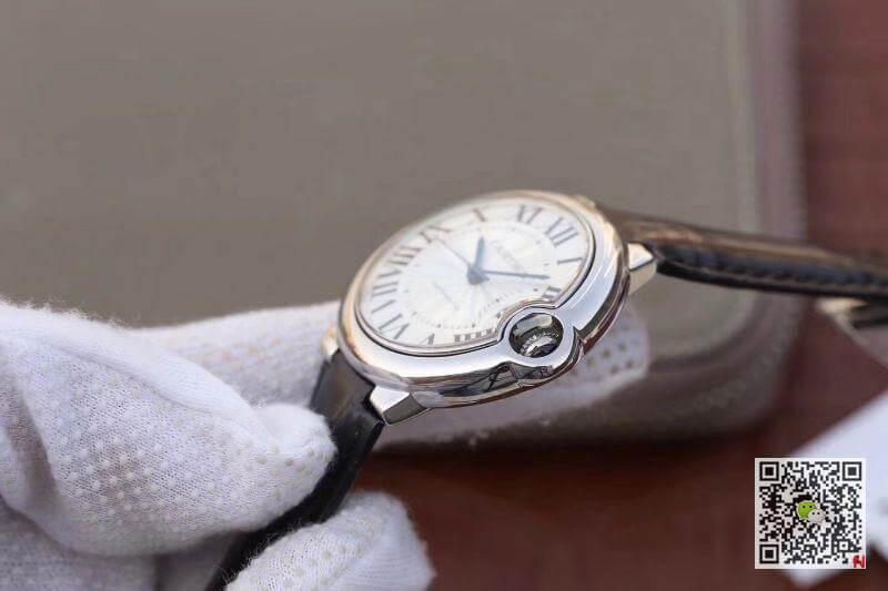 Replica Ballon Bleu De Ca*t1er W6920086 33mm 1:1 Best Edition White Textured Dial Swiss ETA 2671