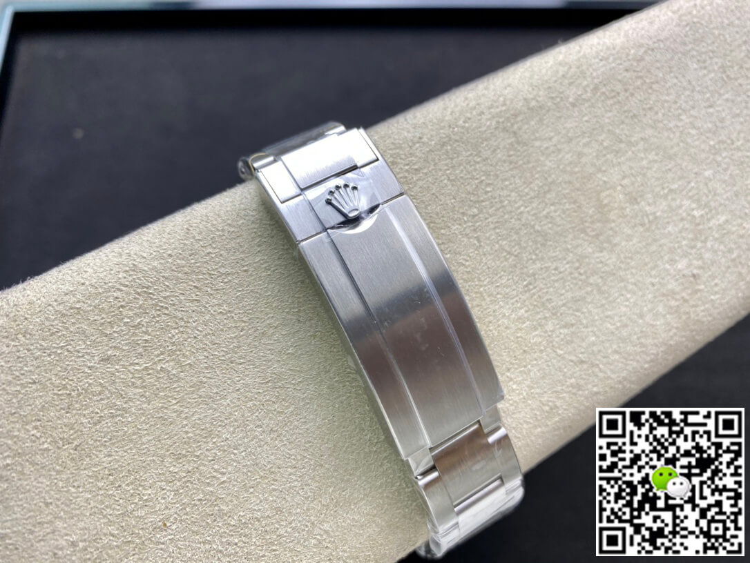 R01ex Submariner Replica 114060-97200 1:1 Best Edition Clean Factory V4 Black Dial