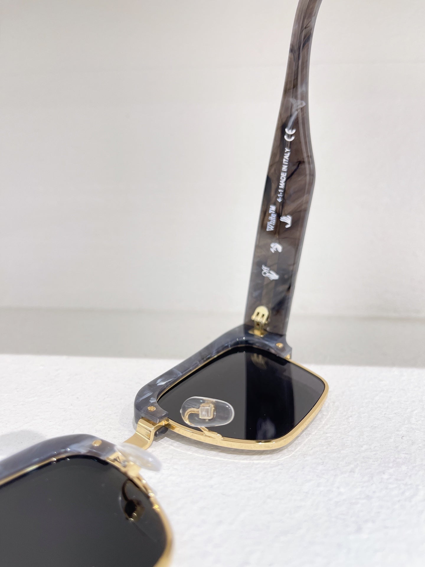 Off White Sunglasses