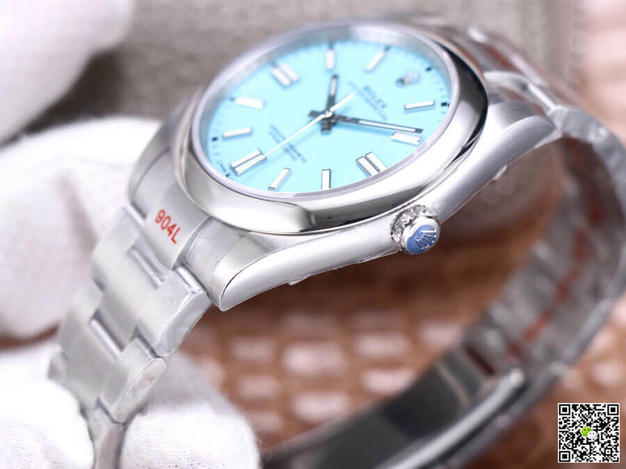 Replica R01ex Oyster Perpetual M124300-0006 1:1 Best Edition EW Factory Stainless Steel