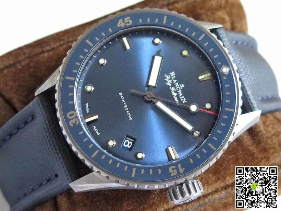 Replica Blancpain Fifty Fathoms Bathyscaphe 5000-0240-O52A ZF Factory Men Watches 1:1 Best Edition Swiss ETA1315 Blue Sunburst Dial