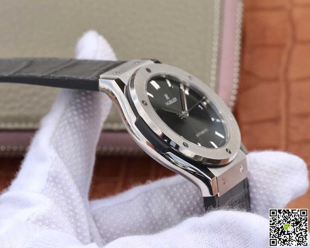 Replica Hublot Classic Fusion 511.NX.7071.LR 1:1 Best Edition WWF Factory Titanium Metal