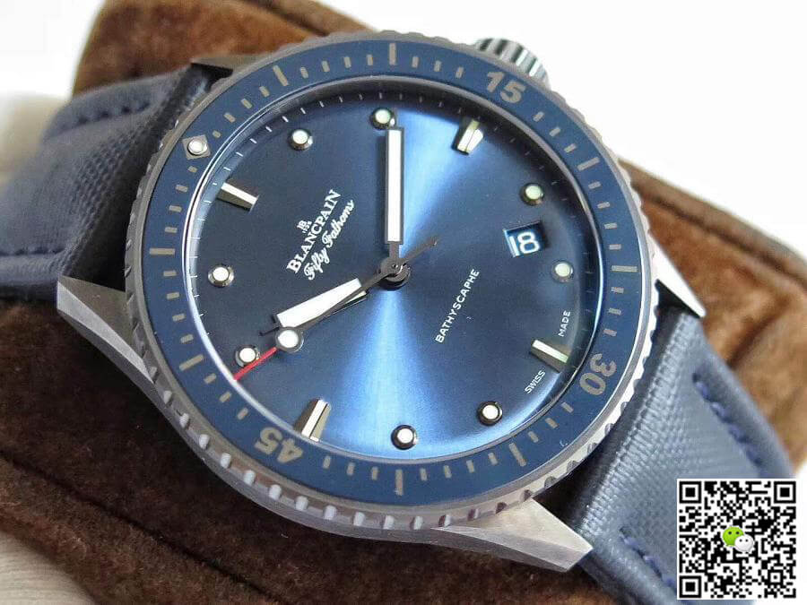 Replica Blancpain Fifty Fathoms Bathyscaphe 5000-0240-O52A ZF Factory Men Watches 1:1 Best Edition Swiss ETA1315 Blue Sunburst Dial