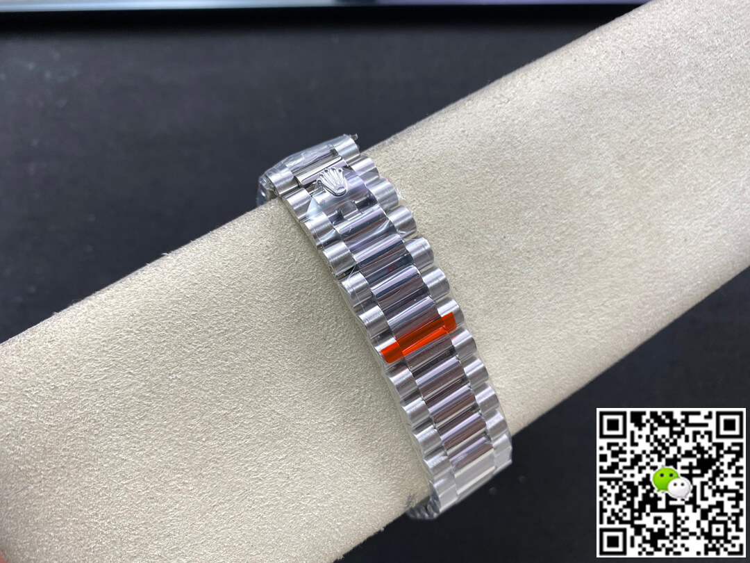 Replica R01ex Day Date M228206-0015 1:1 Best Edition EW Factory Blue Dial