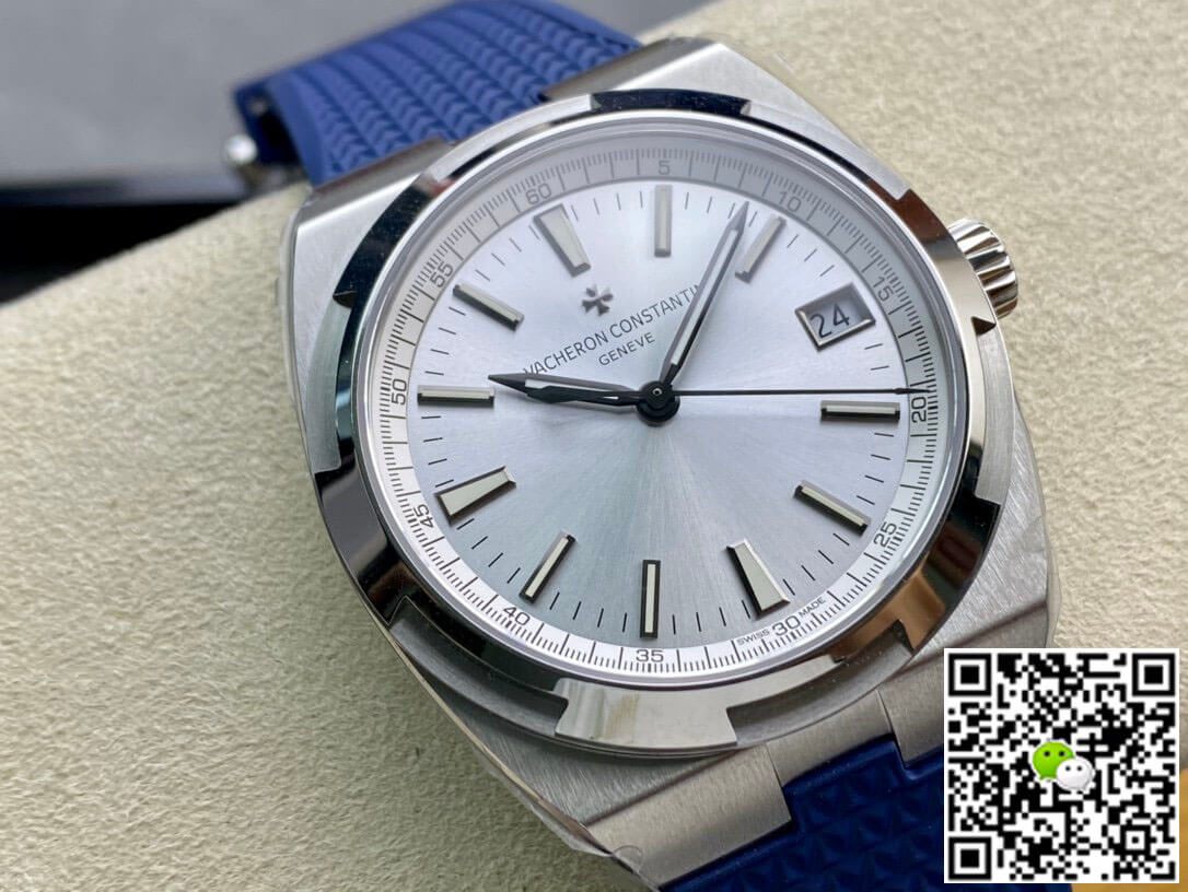 Replica Vacheron C0nstan1n Overseas 4500V 1:1 Best Edition 8F Factory Rubber Strap