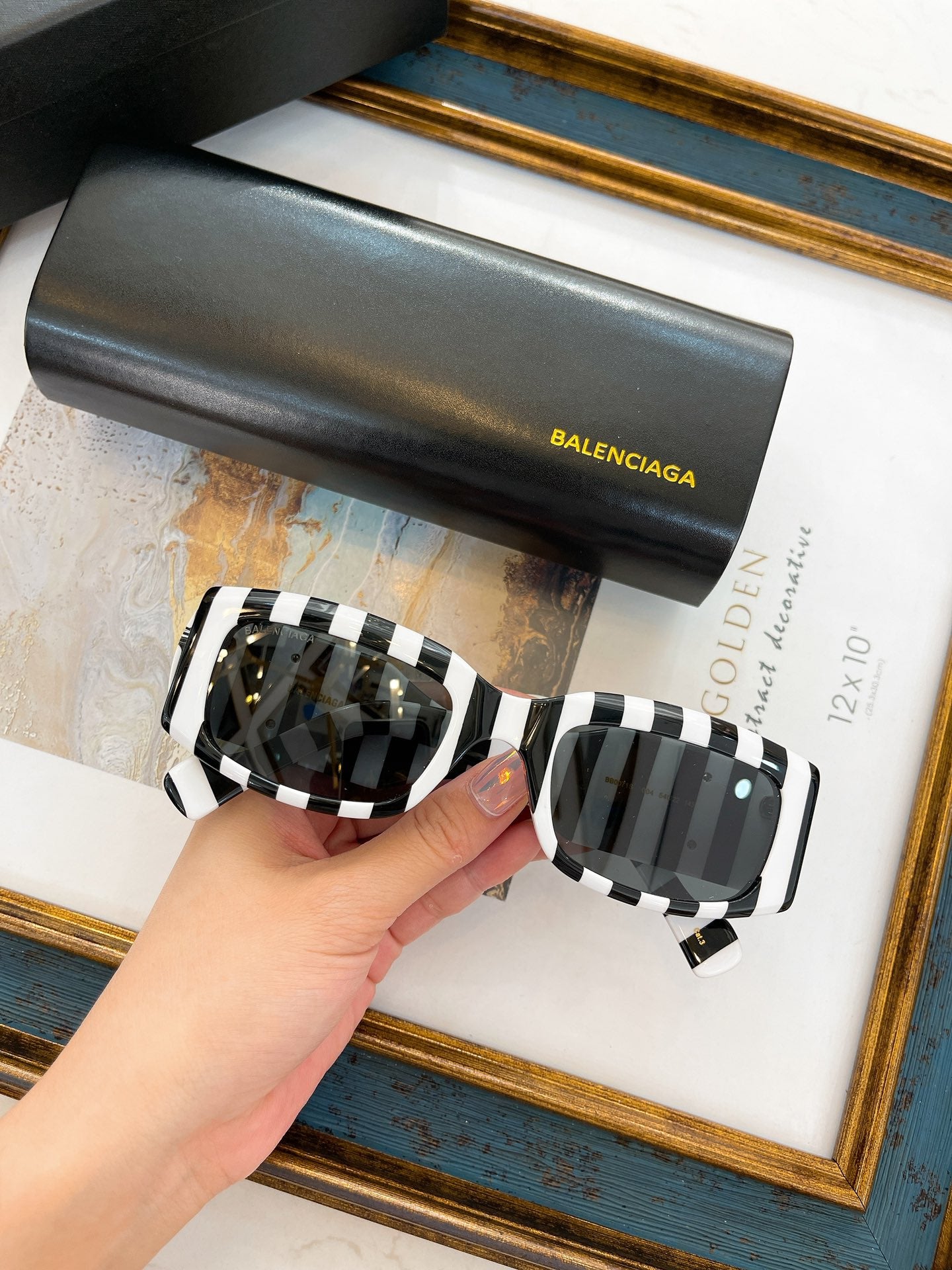 Ba1en*iaga Sunglasses