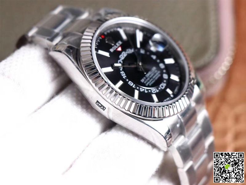 Replica R01ex Sky Dweller M326934-0005 1:1 Best Edition Noob Factory Black Dial Swiss ETA9001