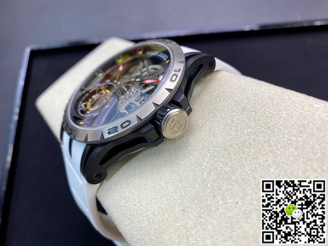 Replica Roger Dubuis Excalibur RDDBEX0549 1:1 Best Edition BBR Factory Tourbillon White Strap