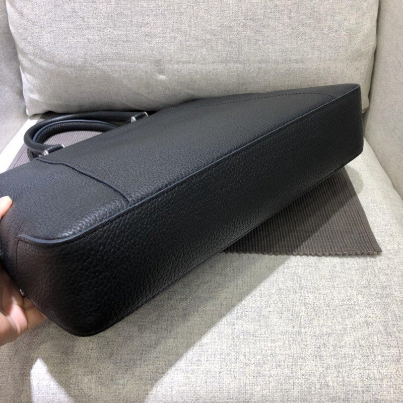 F**di Bag Dupes 1917M0044