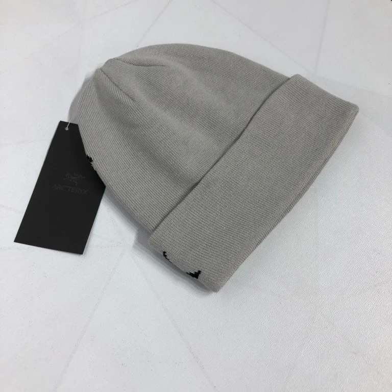 ARCTERYX  hat
