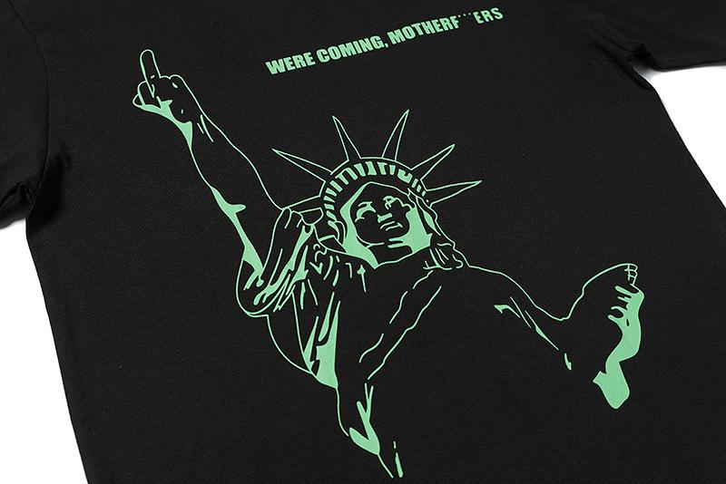 Replica Vlone NYC Pop Up Statue Of Liberty Were Coming Tee