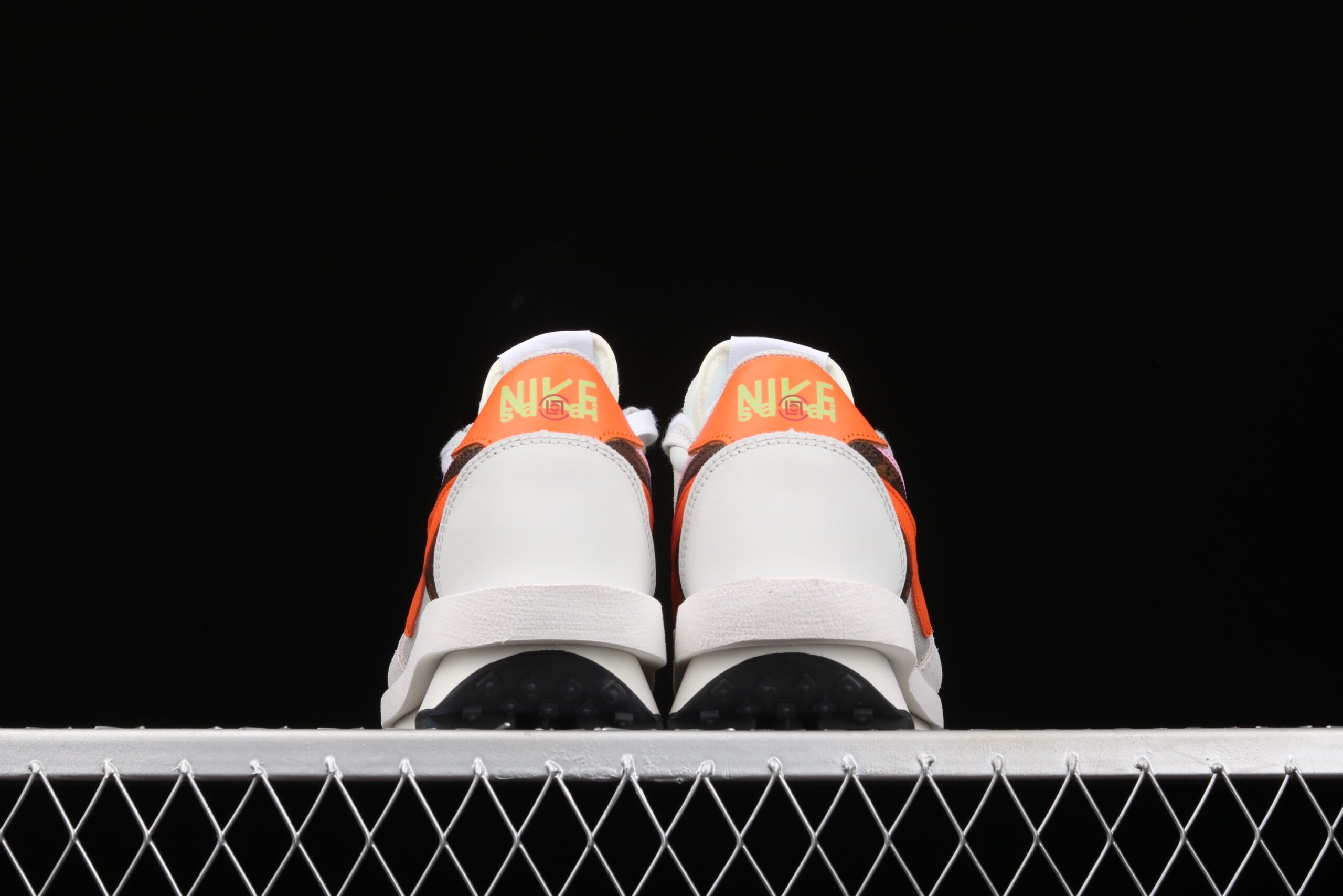 Sacai x Nike LVD Waffle Daybreak Medium Grey/Orange-Pink